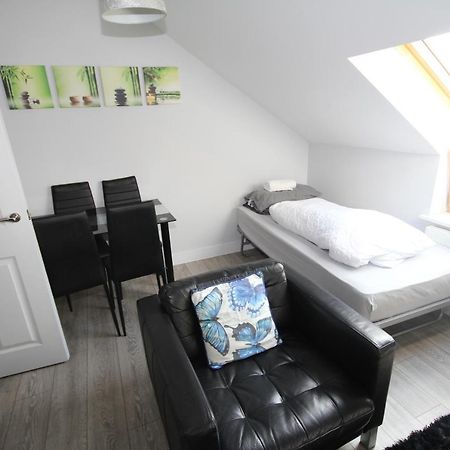 Holden Court Apartments - Apt 6 West Drayton  المظهر الخارجي الصورة