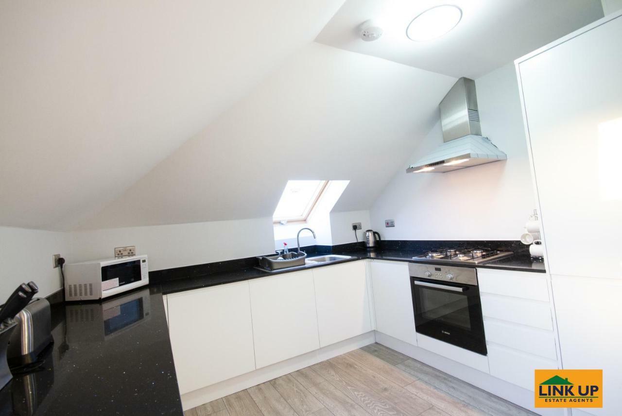 Holden Court Apartments - Apt 6 West Drayton  المظهر الخارجي الصورة